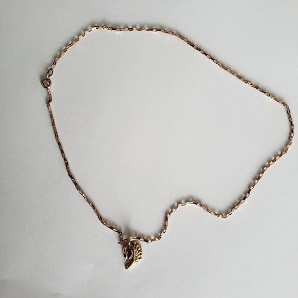 Gold filled GL earrings and necklace set - Picture 3 of 13